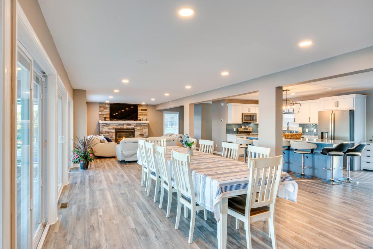 Luxe Pennsylvania Lakefront Vacation Rental! * Carbondale
